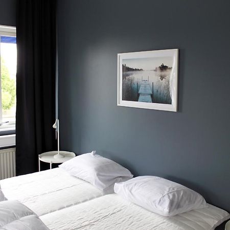 De La Gardie Park Vandrarhem Hostel Лидшьопинг Екстериор снимка
