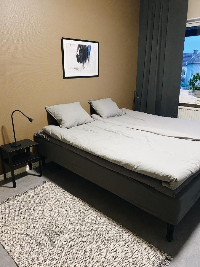 De La Gardie Park Vandrarhem Hostel Лидшьопинг Екстериор снимка
