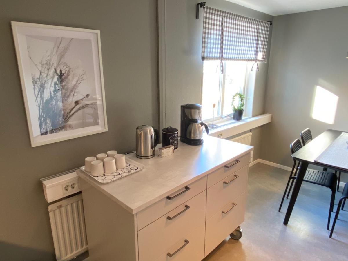 De La Gardie Park Vandrarhem Hostel Лидшьопинг Екстериор снимка