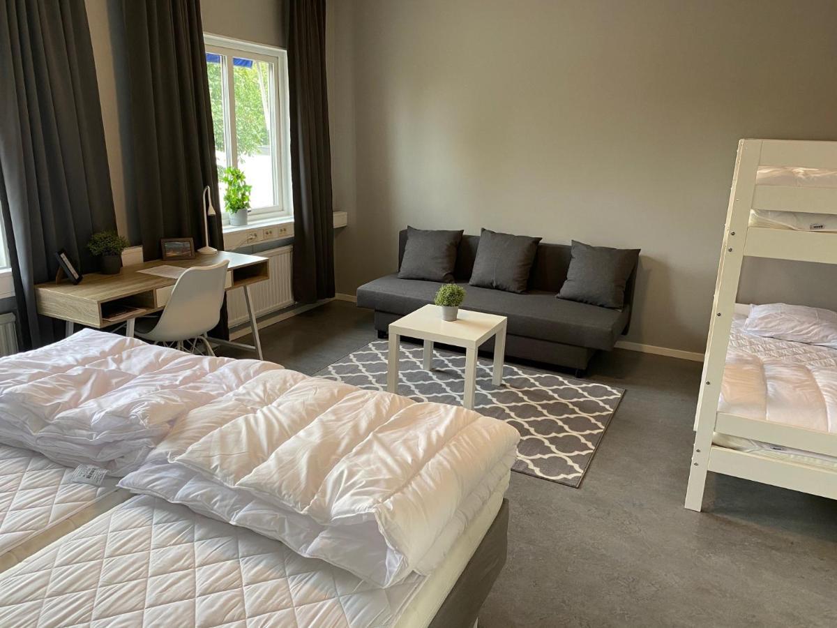 De La Gardie Park Vandrarhem Hostel Лидшьопинг Екстериор снимка