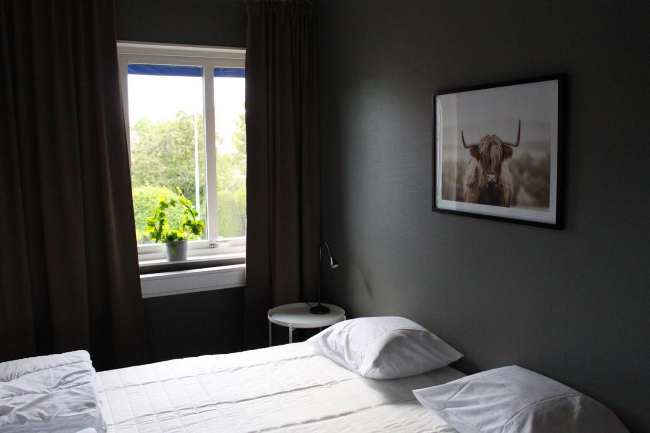 De La Gardie Park Vandrarhem Hostel Лидшьопинг Екстериор снимка