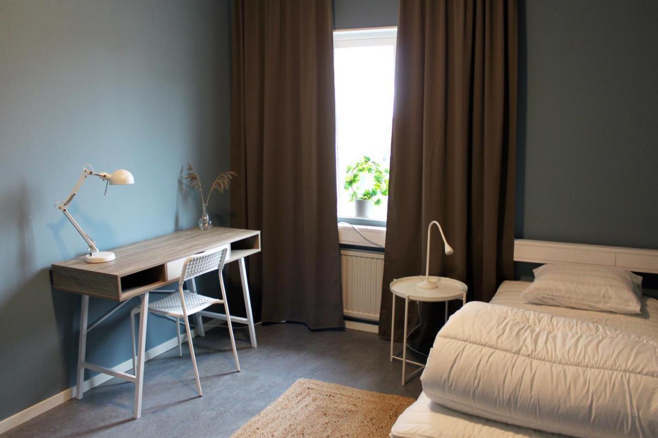 De La Gardie Park Vandrarhem Hostel Лидшьопинг Екстериор снимка