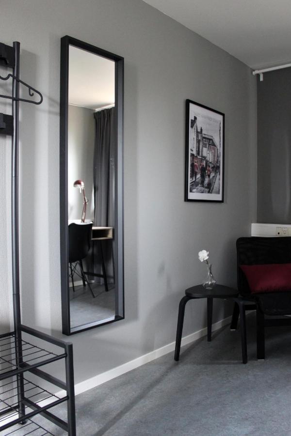 De La Gardie Park Vandrarhem Hostel Лидшьопинг Екстериор снимка