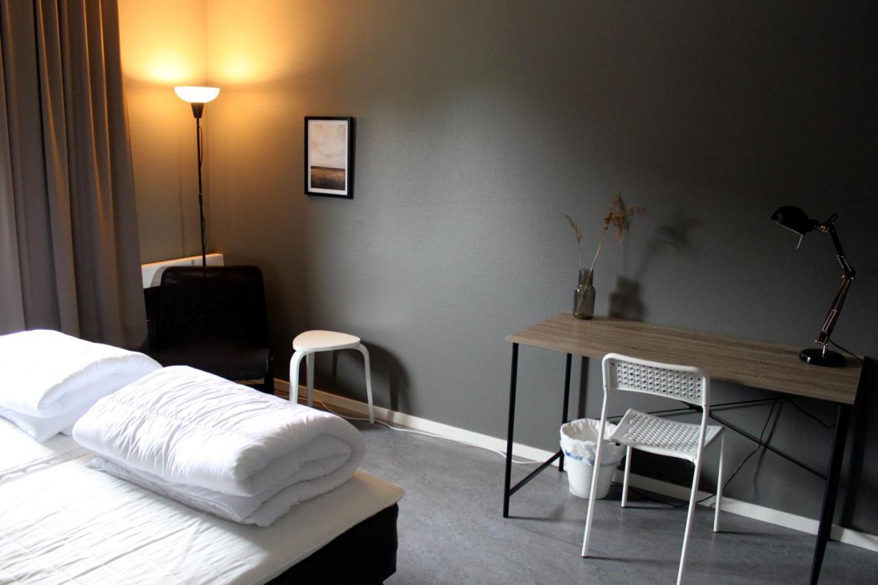 De La Gardie Park Vandrarhem Hostel Лидшьопинг Екстериор снимка