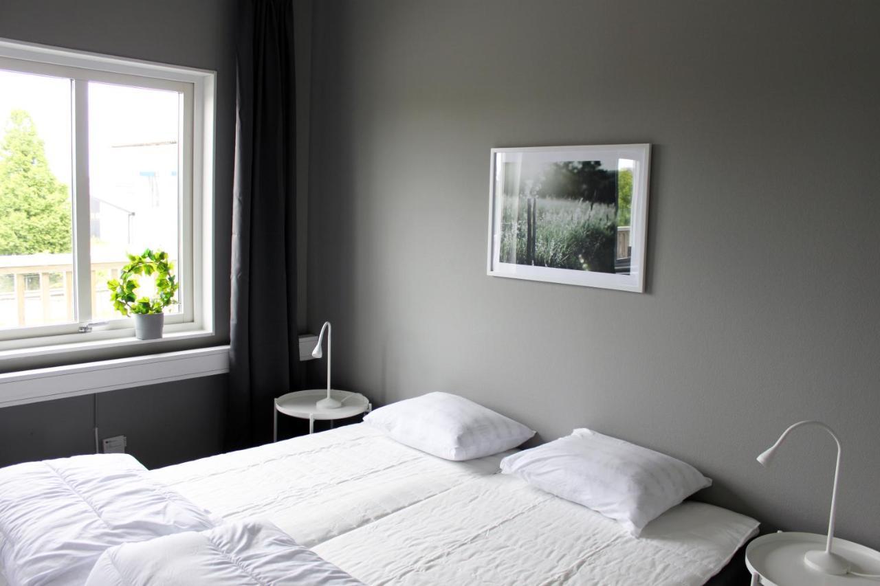 De La Gardie Park Vandrarhem Hostel Лидшьопинг Екстериор снимка